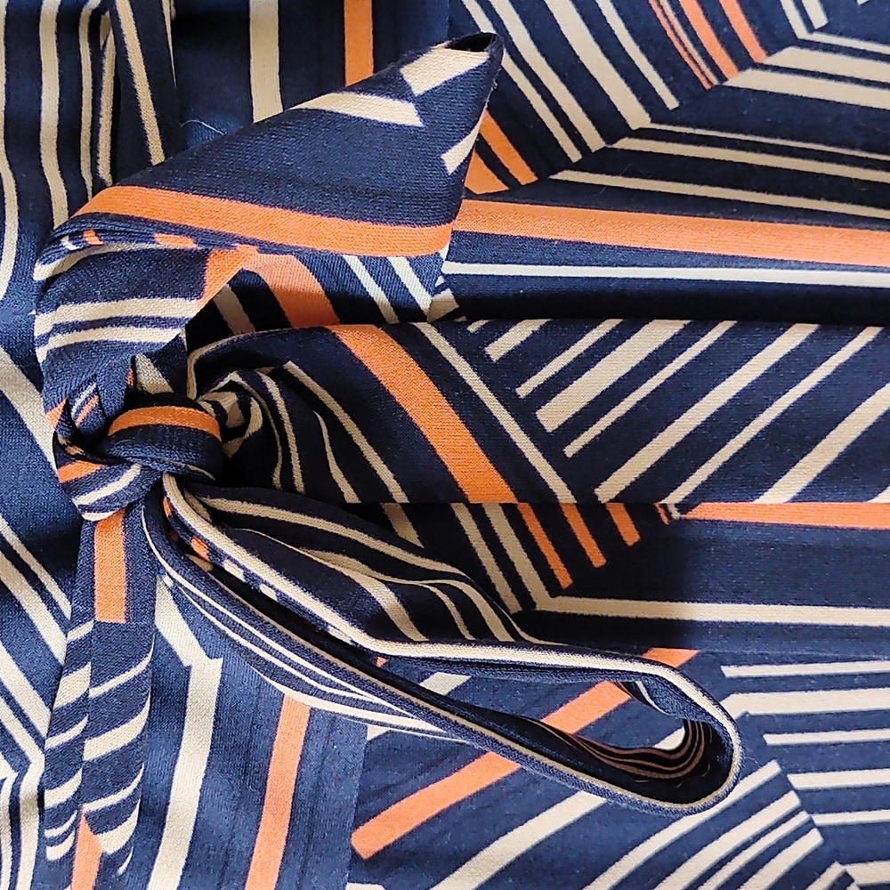 Northstyle, Wrinkle free Midi dress, Sz 8 - Picture 5 of 8